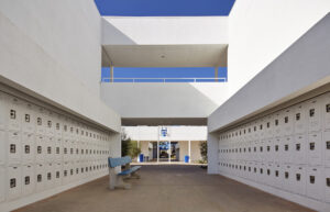 La Jolla Country Day School - 0761