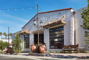 Dempsey Capistrano Plaza 0419