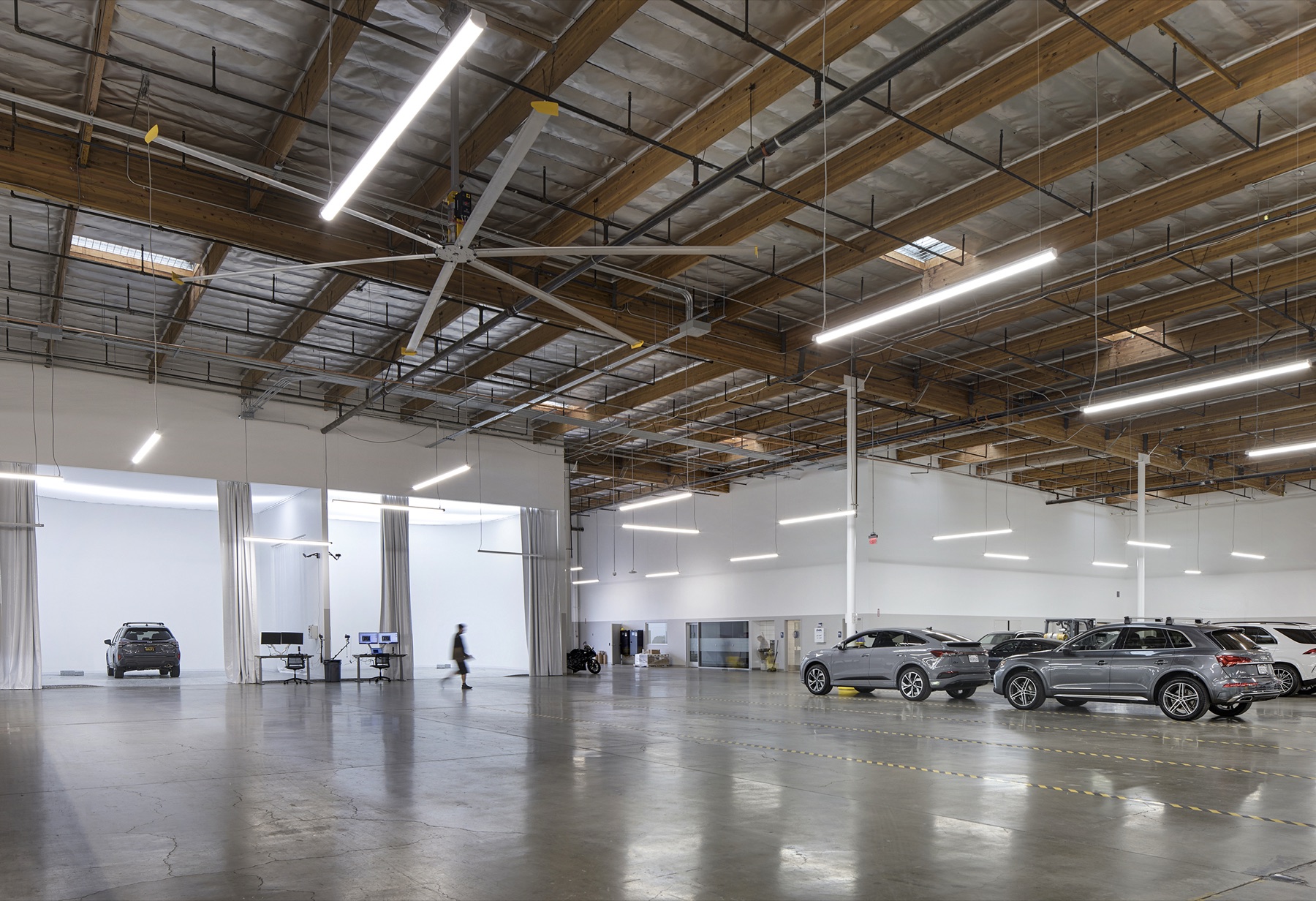 Interior of the FJ DPI Irvine facility built by Dempsey Construction
